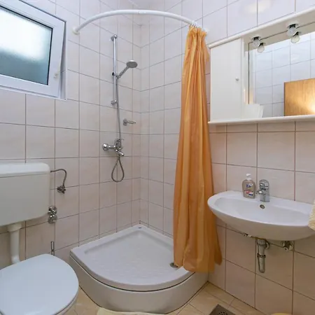 6907c Apartamento *